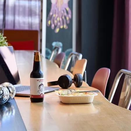 Moxy 3* Лиссабон