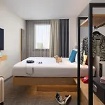 Hotel Moxy 3*