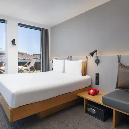 Moxy Lisboa