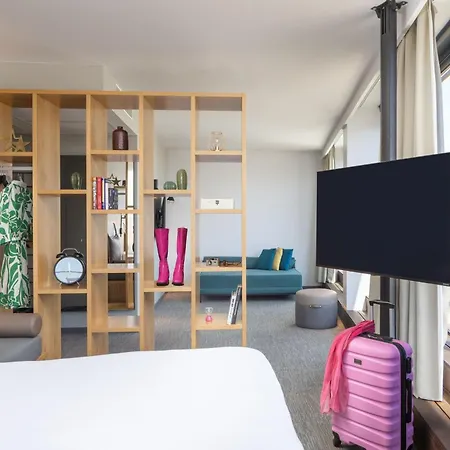 Moxy Lisboa