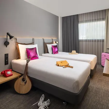 Moxy 3* Lisboa