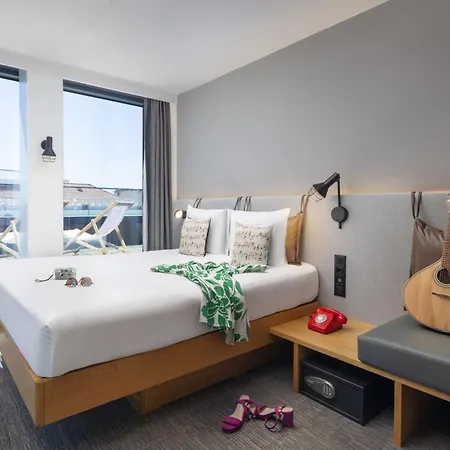 Moxy Hotel